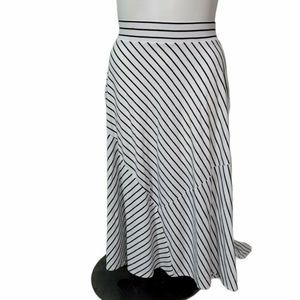 Torrid Plus Size 2X‎ White Black Striped Hi Lo knit